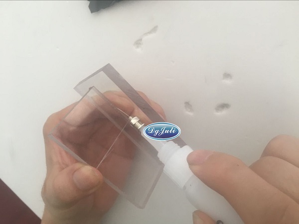 使用聚力牌粘有机玻璃塑料胶水