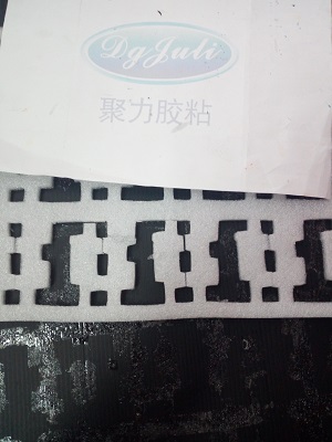 中纤板粘珍珠棉用什么胶水 中纤板粘珍珠棉用什么胶水